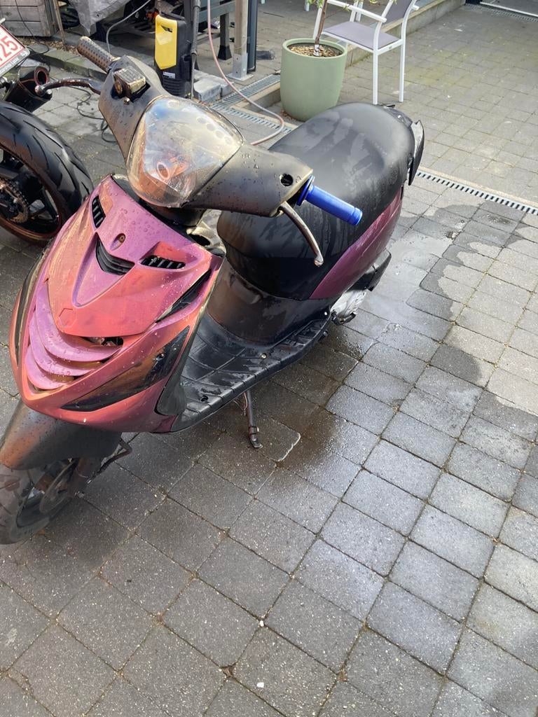 Zip 80cc, Fietsen en Brommers, Ophalen, Zo goed als nieuw