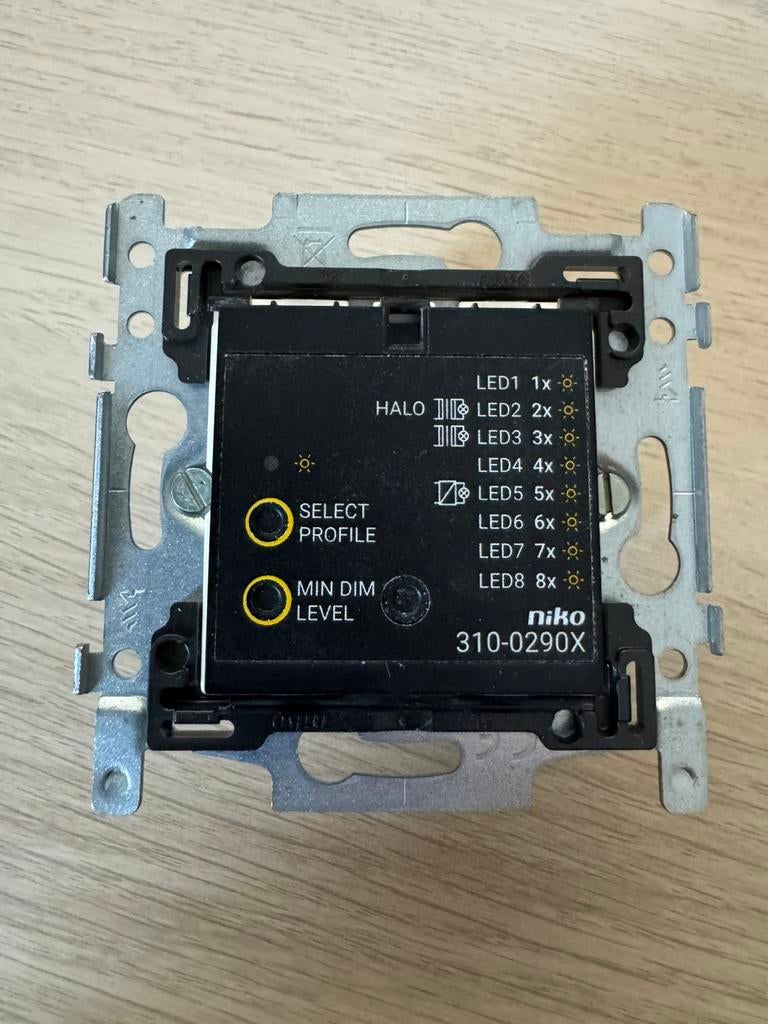Niko Dimmer 310-0290x, Ophalen of Verzenden, Zo goed als nieuw