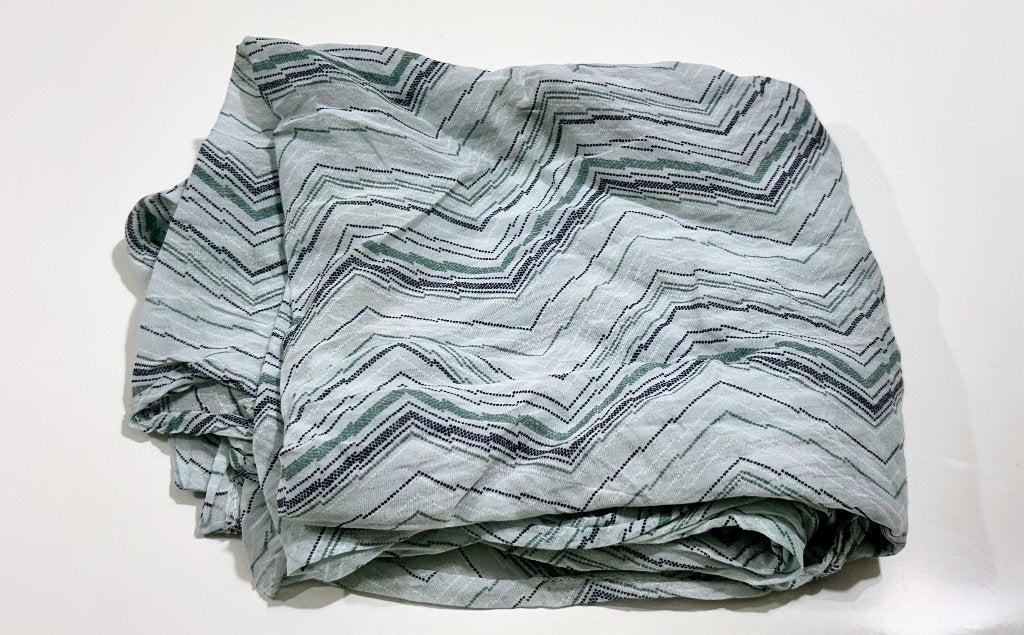 Grijze foulard met strepen, Enlèvement ou Envoi, Neuf, Écharpe