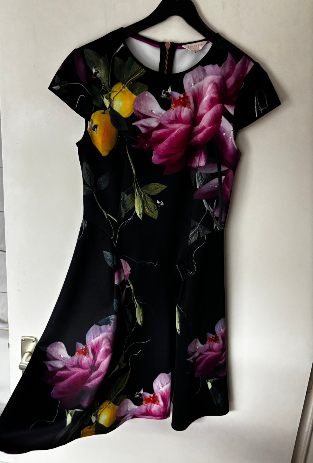 Ted baker jurk maat 2, Vêtements | Femmes, Robes, Enlèvement ou Envoi, Comme neuf