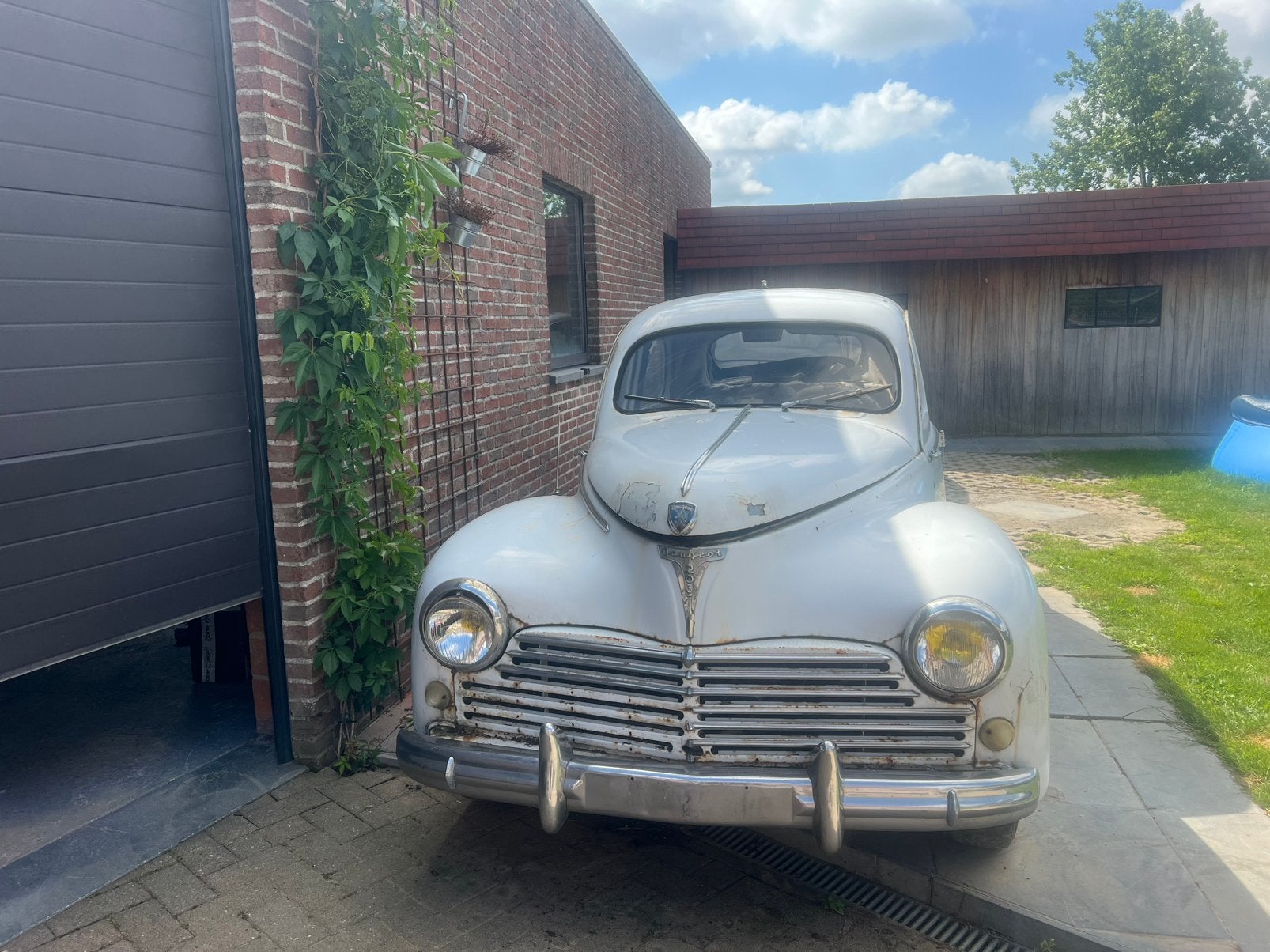 2 x Peugeot 203 van 1959 oldtimer projecten, Auto's, Particulier, Te koop, Benzine