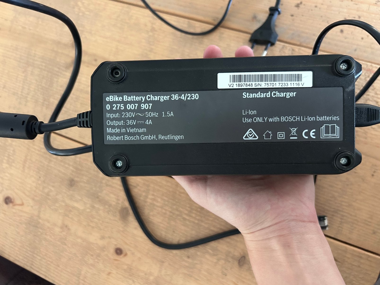 Bosch eBike Acculader 36-4/230 (Standard Charger 4A), Envoi, Comme neuf