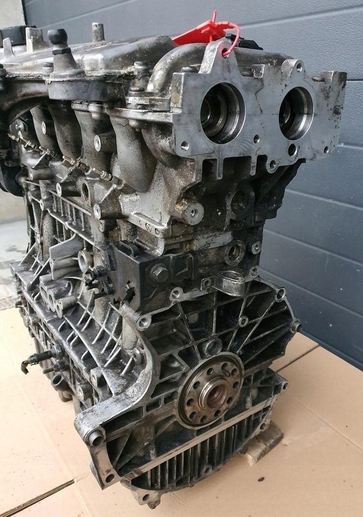 Moteur D5244T4 Nu XC90 XC60 S80 XC70 VOLVO S60 V70, Autos : Pièces & Accessoires, Envoi, Utilisé, Daihatsu