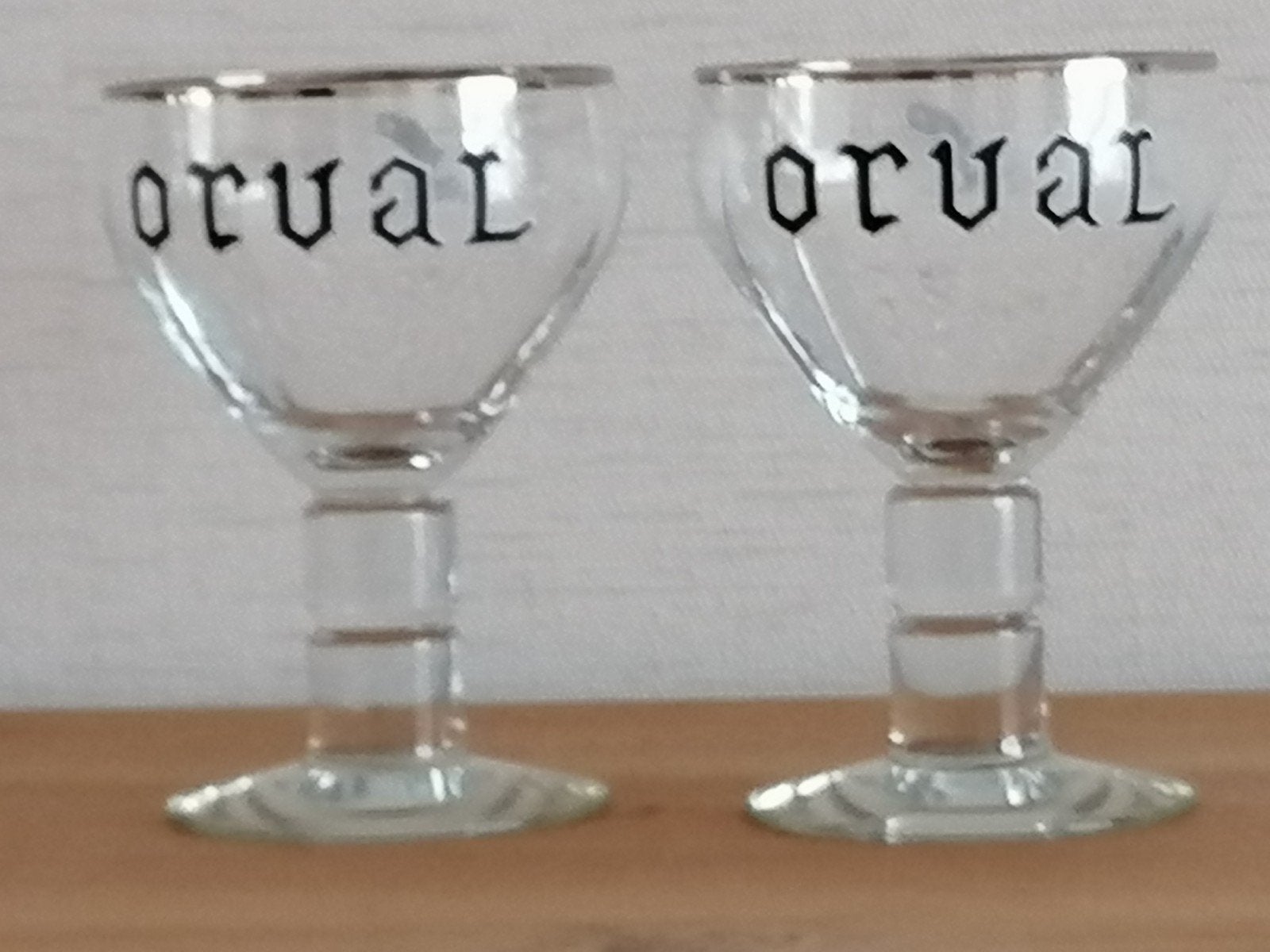 2 perfecte ORVAL GLAZEN. 6 euro per glas. Vaste prijs., Verzamelen, Biermerken, Ophalen