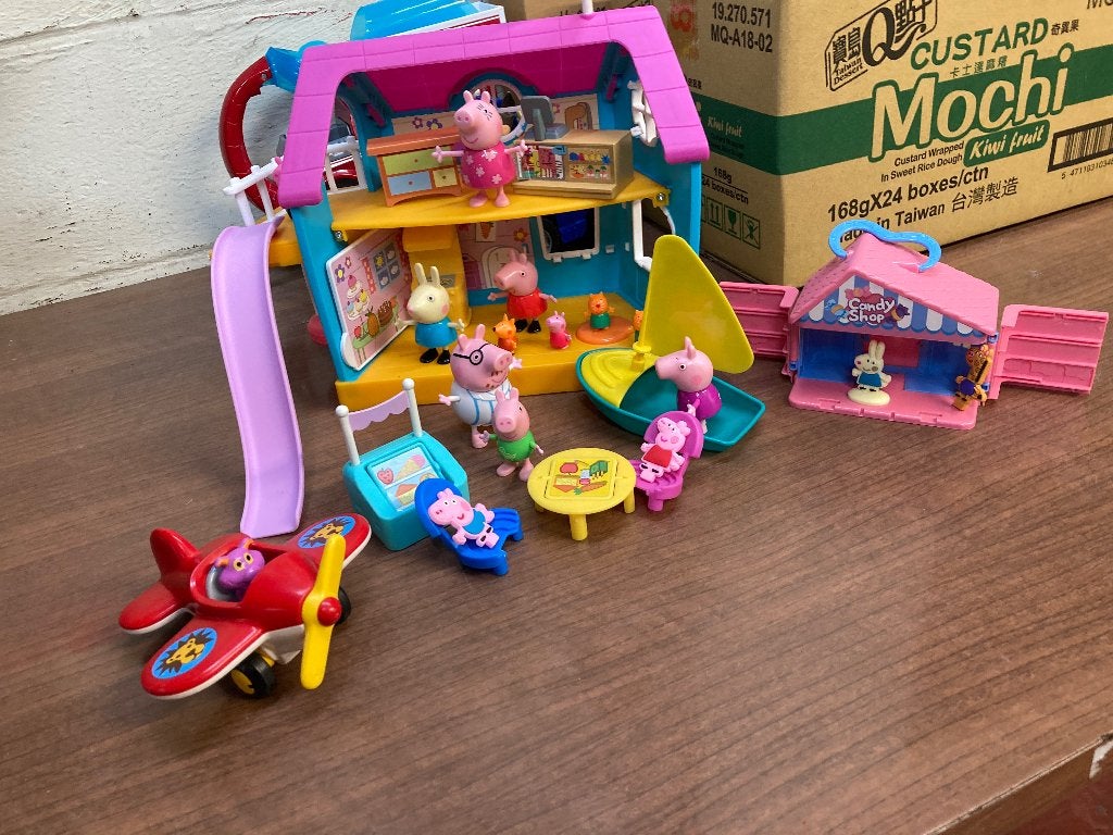Peppa pigs huis, Kinderen en Baby's, Speelgoed | Knuffels en Pluche, Ophalen, Zo goed als nieuw, Overige typen
