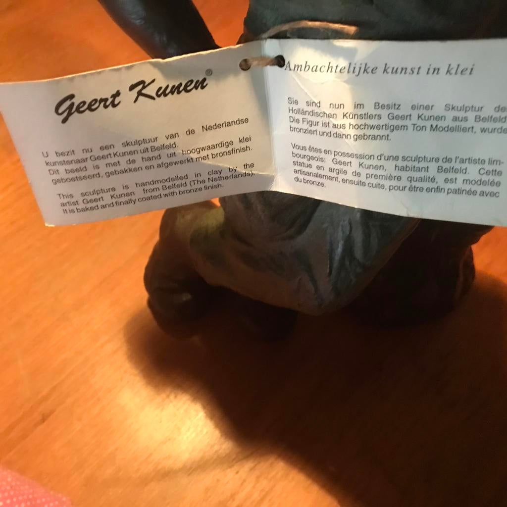Beeldje Geert kunen
