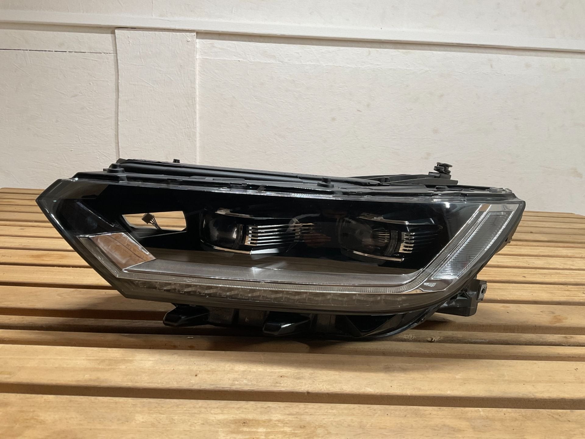 Phare Volkswagen Passat B8 Full LED 3G1941081G VW-1517, Volkswagen, Volkswagen AG, Vw@volkswagen.de, Utilisé