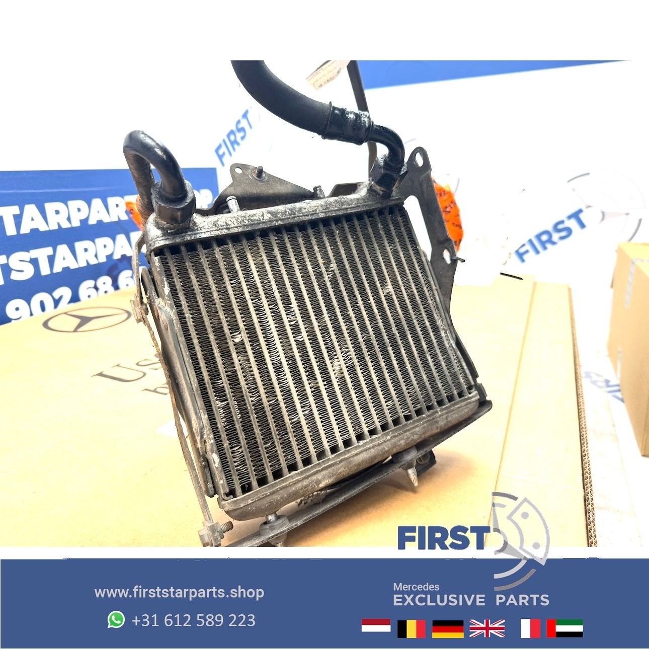E55 CLS55 AMG KOELER A2115000400 OLIEKOELER RADIATEUR + LEID, Auto-onderdelen, Gebruikt, -, Ophalen of Verzenden, -
