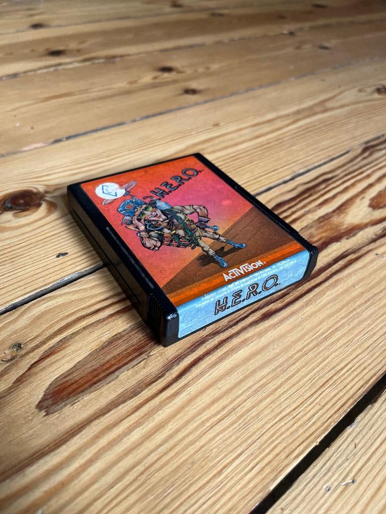 Cartouche H.E.R.O. Atari 2600 SECAM HERO, Consoles de jeu & Jeux vidéo, Jeux | Atari, Enlèvement ou Envoi, Utilisé, Plateforme