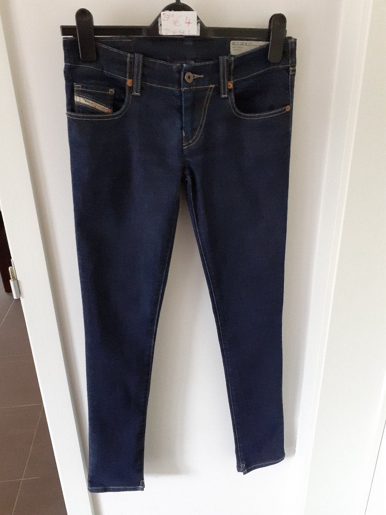 DIESEL Skinny damesjeans Maat 27" Prijs: € 4, Kleding | Dames, Blauw, Ophalen of Verzenden, Zo goed als nieuw, Diesel