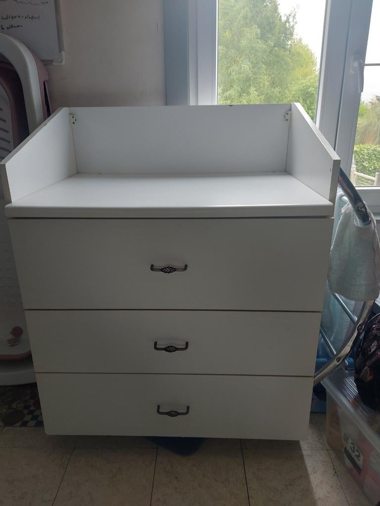 Commode met bad en handoeke rek, Kinderen en Baby's, Ophalen, Gebruikt, Commode