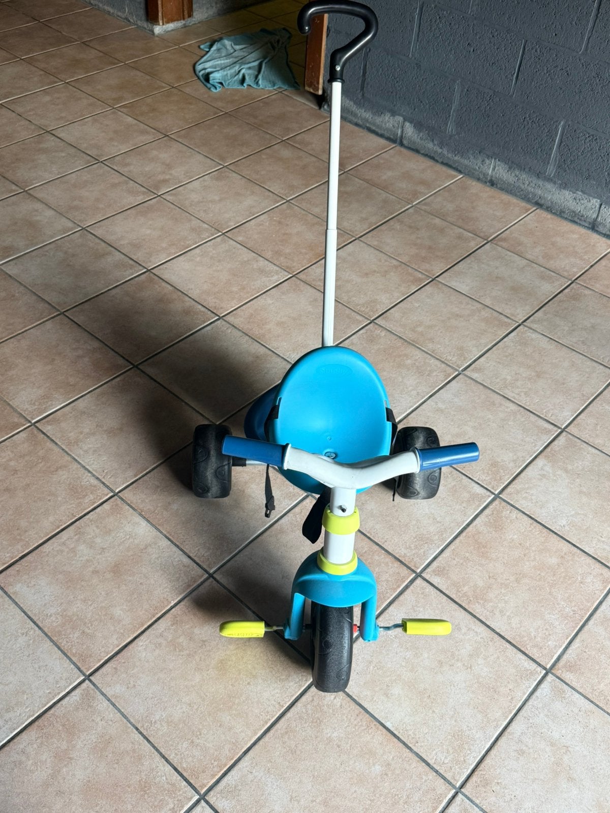 Driewieler van Smoby, Fietsen en Brommers, Ophalen, Gebruikt, Duwstang