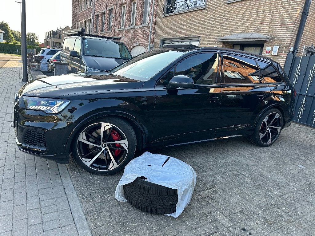 Audi SQ7 Competition 507pk V8 FULL Bang Olufsen Netto 70.248, Auto's, Automaat, SQ7, Lederen bekleding, Zwart