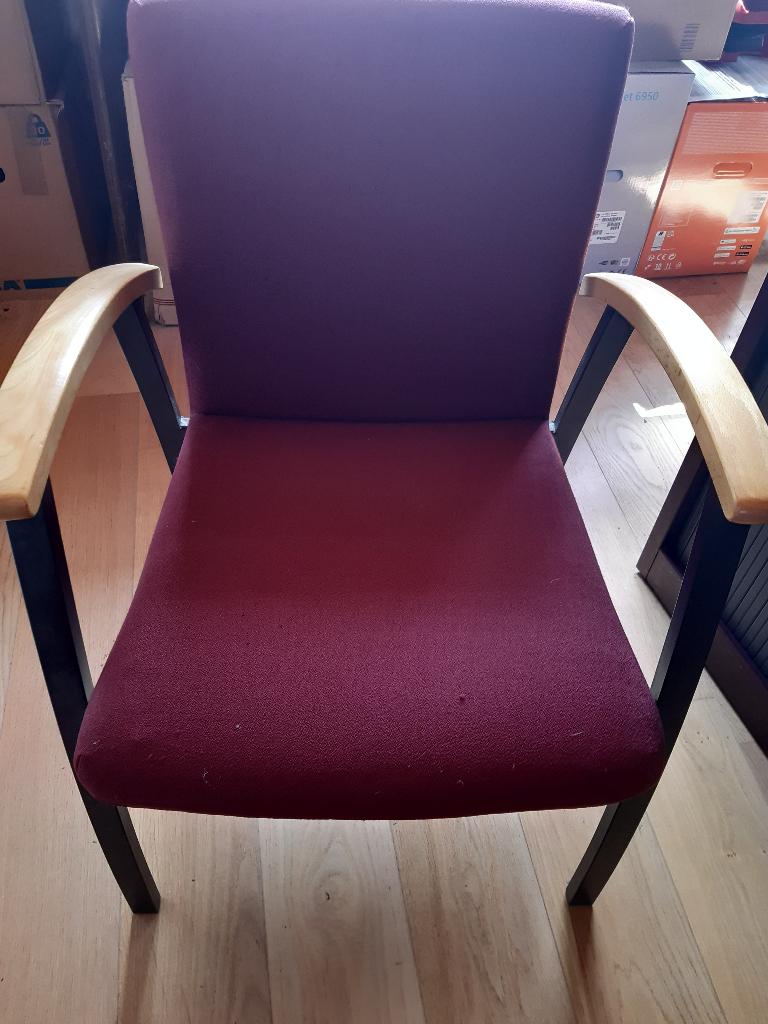Fauteuils visiteurs (x6) toile rouge, Maison & Meubles, Fauteuils, Moins de 75 cm, Comme neuf, Enlèvement, Tissus