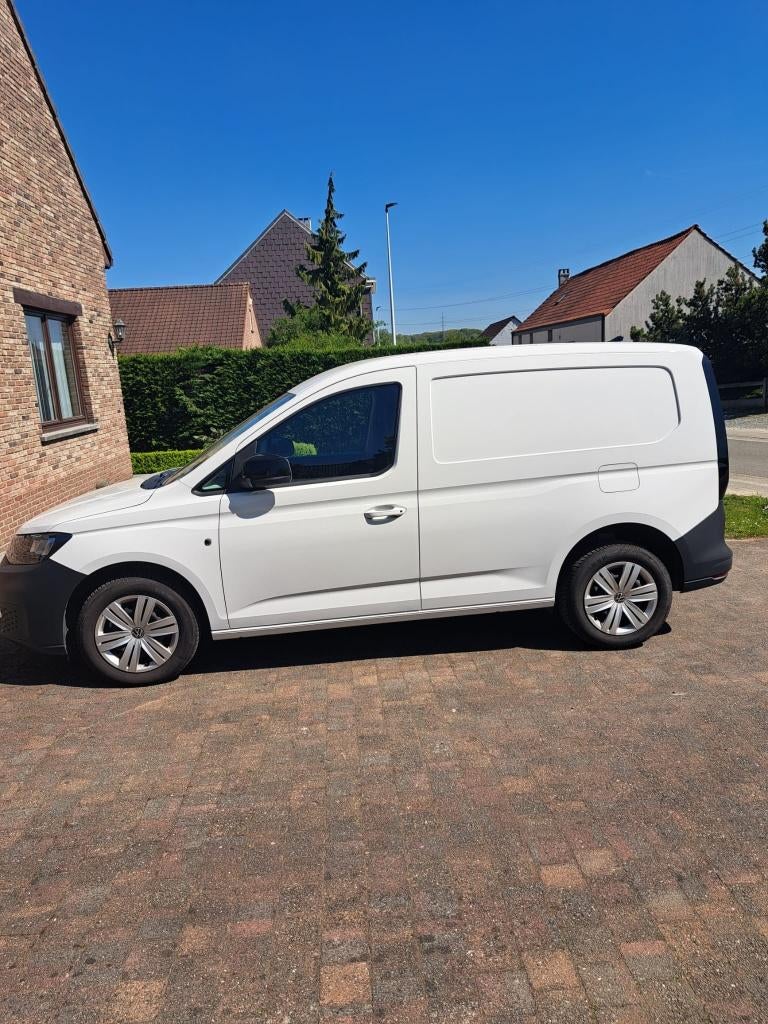 Volkswagen Caddy Wit 2025, Stof, Wit, Handgeschakeld, Particulier