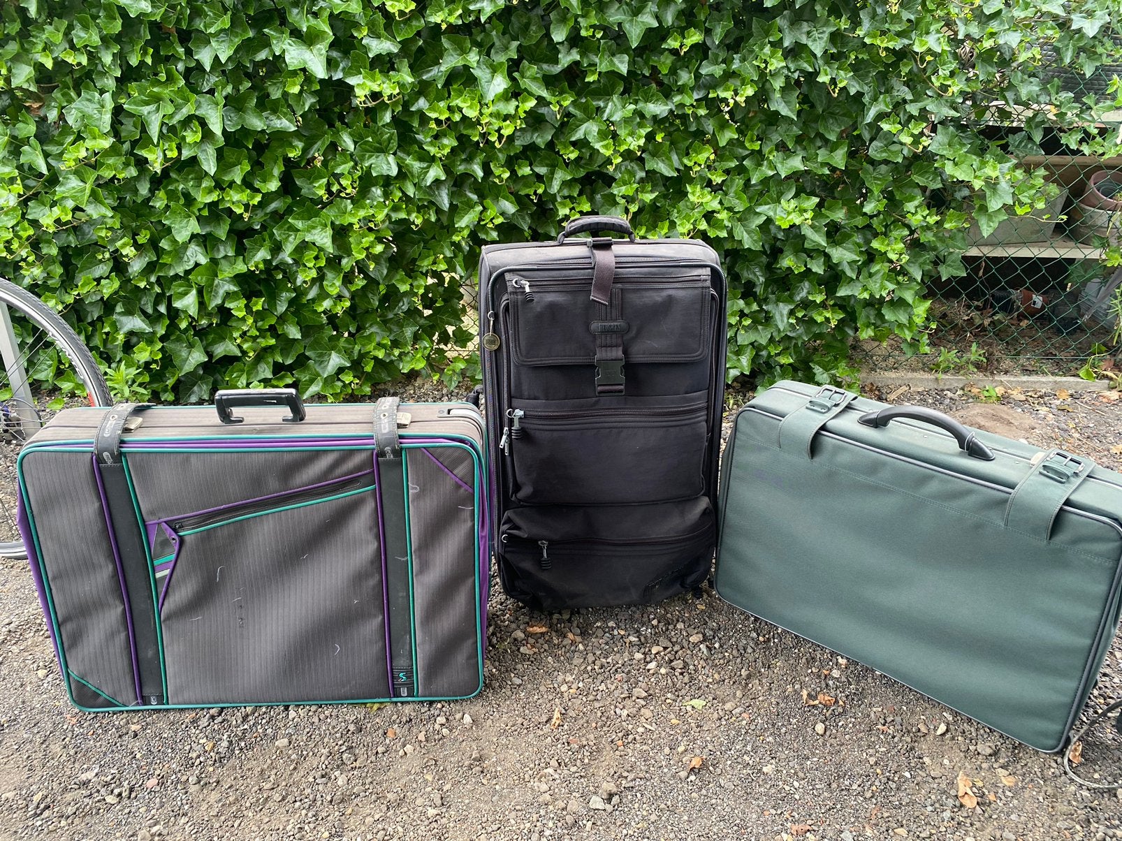 3 grote koffers, Handtassen en Accessoires, Ophalen, Zo goed als nieuw