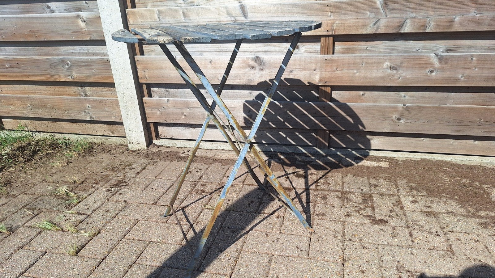 Bistro tafeltje als 60 cm doormeter en 70 cm hoog, Ophalen, Gebruikt, Rond, Hout