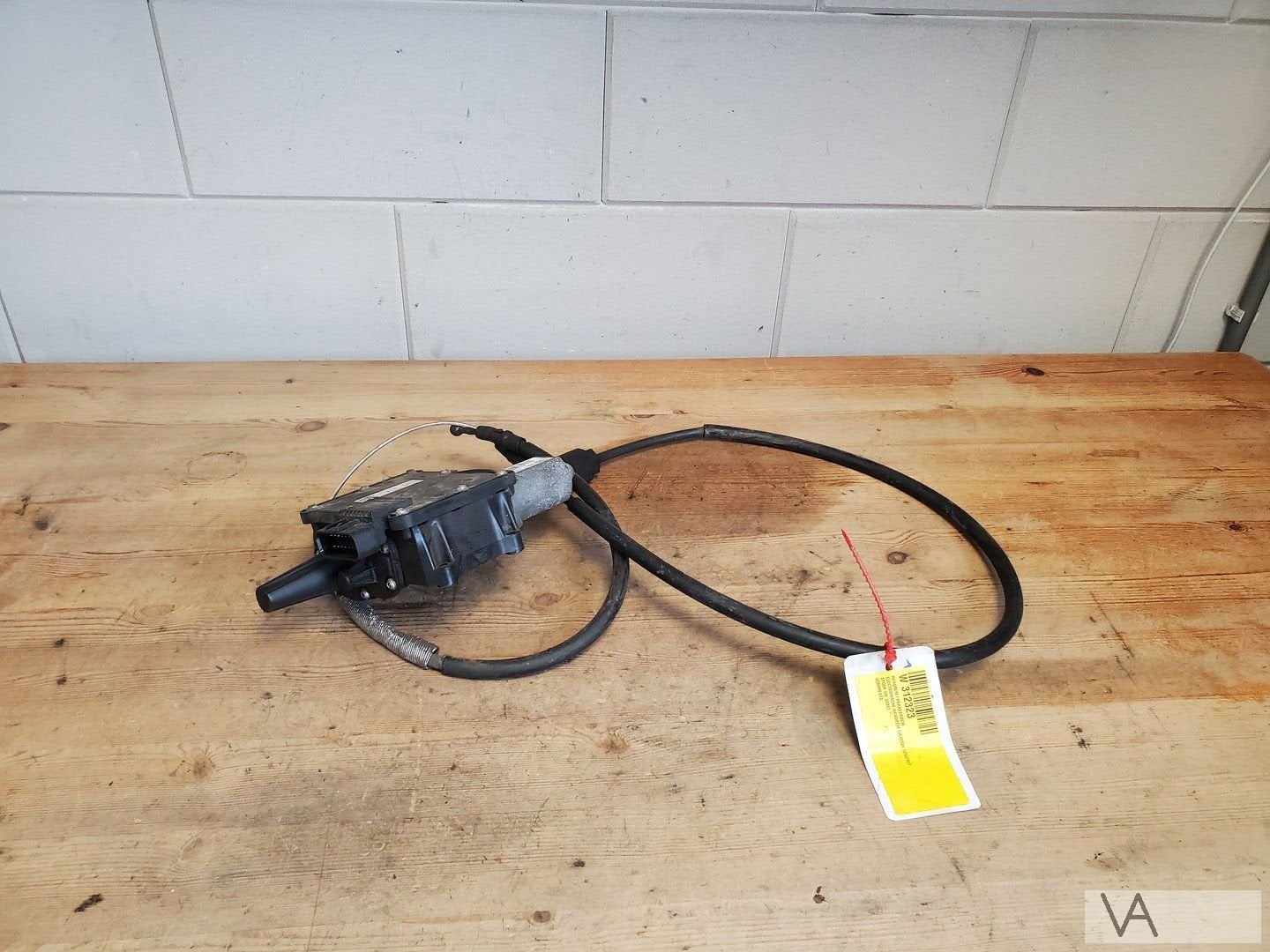 Opel Astra J / Meriva B 09 - 15 elektrisch handrem mechaniek, -, Opel, Utilisé, -