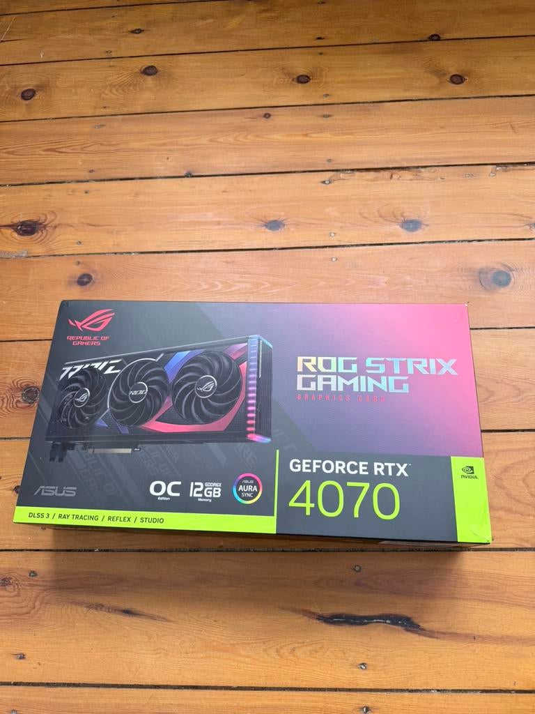 ROG STRIX GAMING GEFORCE RTX 4070 12 GB, Enlèvement ou Envoi, GDDR6, PCI-Express 4, Comme neuf