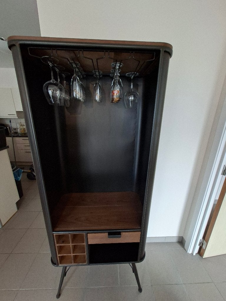 Bar metal bois, Enlèvement, Utilisé, Bois