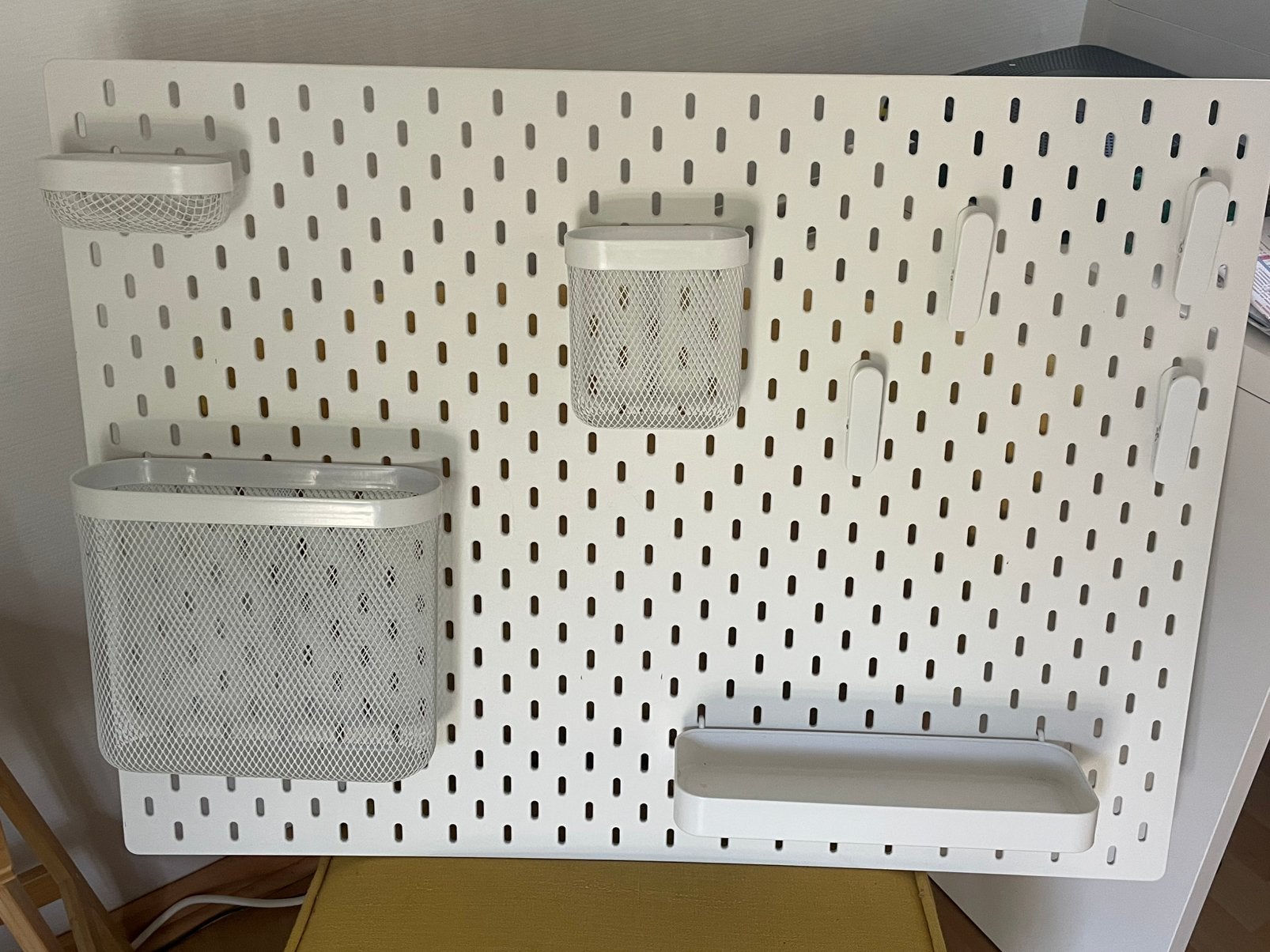 Panneau bureau IKEA SKÄDIS blanc et ses accessoires, Enlèvement, Comme neuf