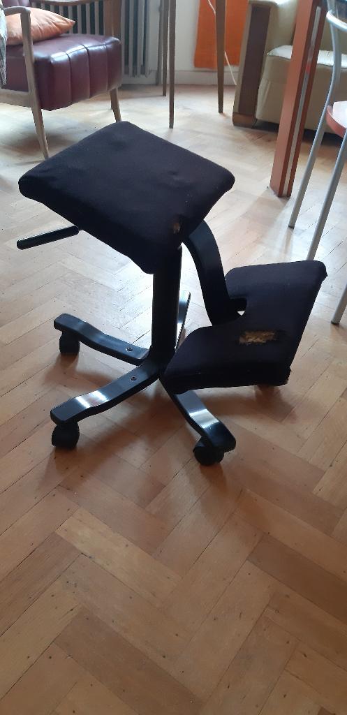 chaise ergonomique STOKKE (NOR) fin années 1980, Enlèvement, Utilisé, Chaise de bureau, Ergonomique