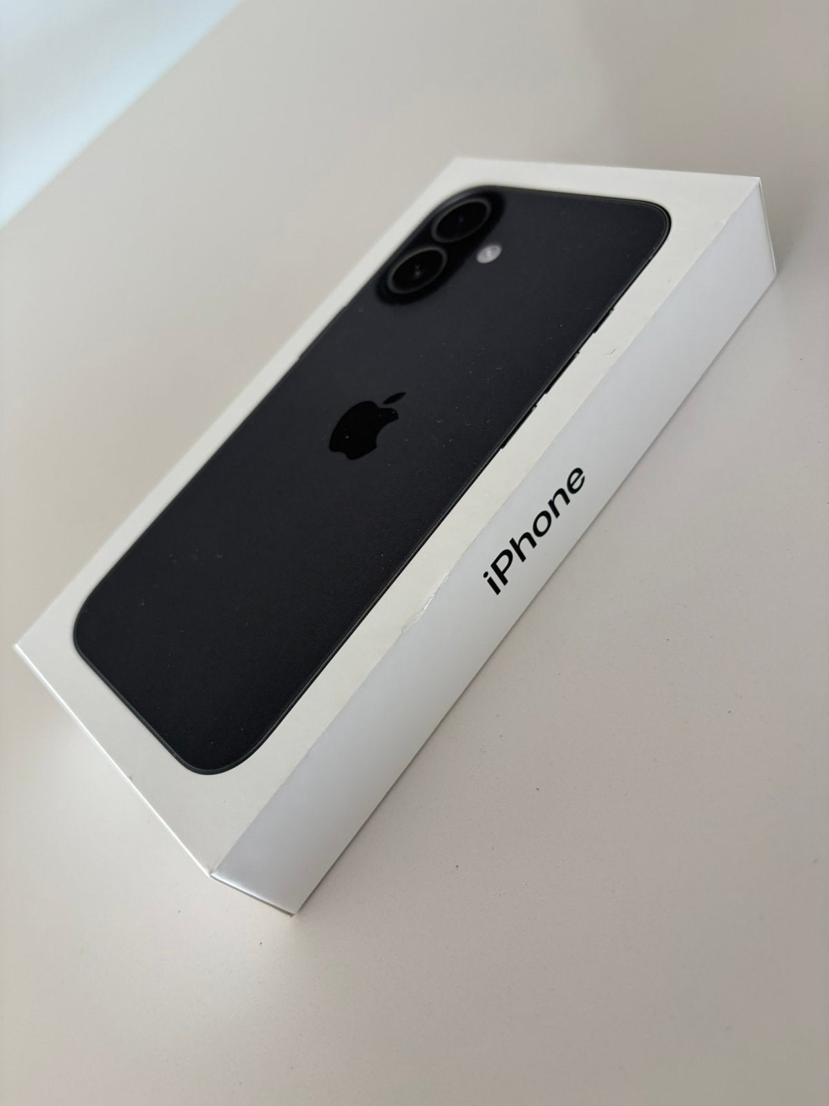 iPhone 17 256 GB zwart – 1 maand oud – garantie, 256 GB, Zwart, Ophalen of Verzenden, Zo goed als nieuw