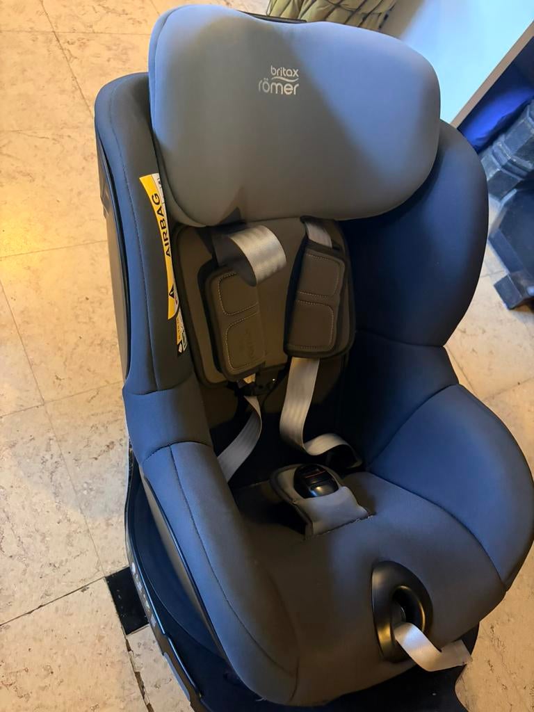 Britax Römer autostoel – zeer goede staat, Ophalen, Zo goed als nieuw, Zijbescherming