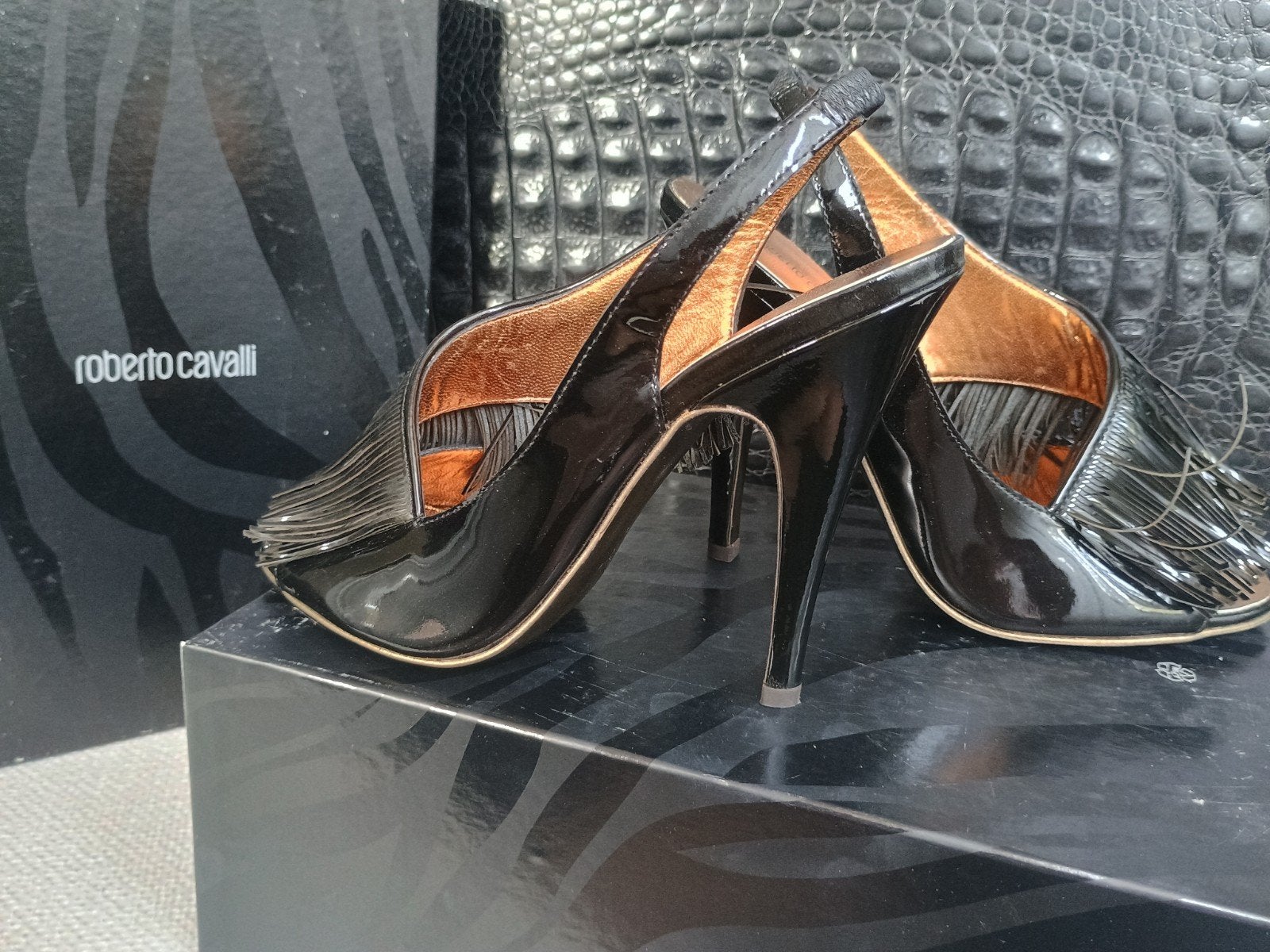 Sac à bride ROBERTO CAVALLI noir 36, Neuf, Enlèvement ou Envoi, Chaussures à haut talons, Roberto Cavalli