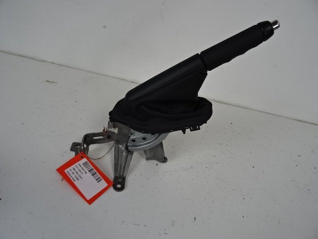 FREIN A MAIN ELECTRIQUE Mini Mini (F56) (01-2013/10-2017), Petuelring 130
80809  München, DE, Mini, Utilisé, Minikundenbetreuung@mini.de