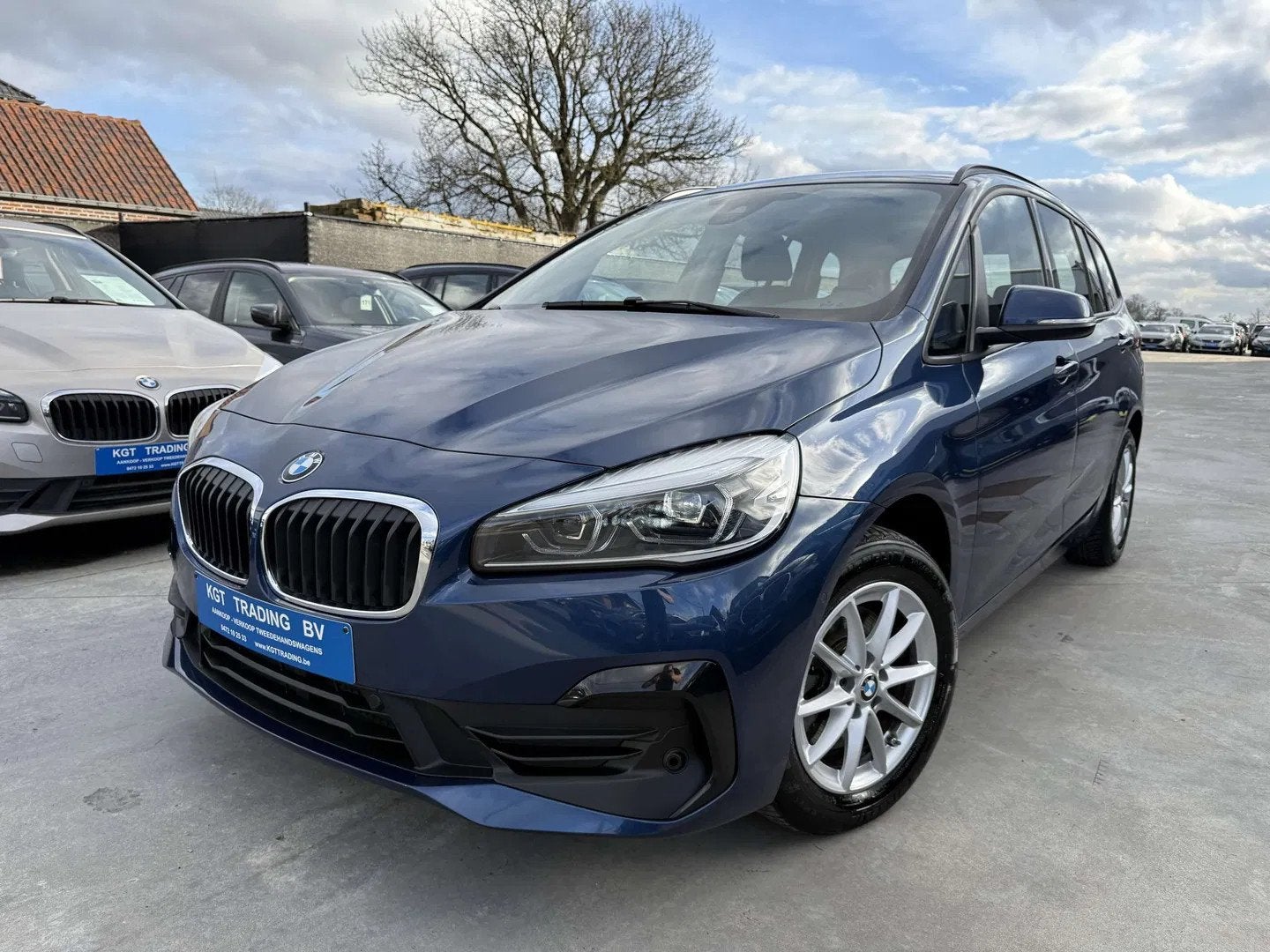 BMW 2 Serie Tourer 218 IA GRAN 7 ZETELS AUTOMAAT NAVI FULL L, Auto's, BMW, Stof, Gebruikt, https://public.car-pass.be/vhr/99d4d272-05e5-4bbf-9c15-b20a8a29382a