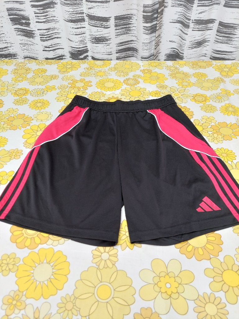 Short met rode strepen mt S, Zwart, Overige typen, Ophalen of Verzenden, Zo goed als nieuw