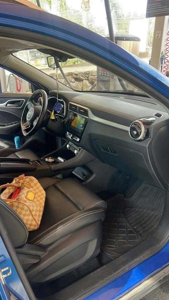 MG ZS MG Mg Zs EV Luxury 45 kWh (automatique), Autos, Cuir, Achat, Euro 6, Entretenue par le concessionnaire