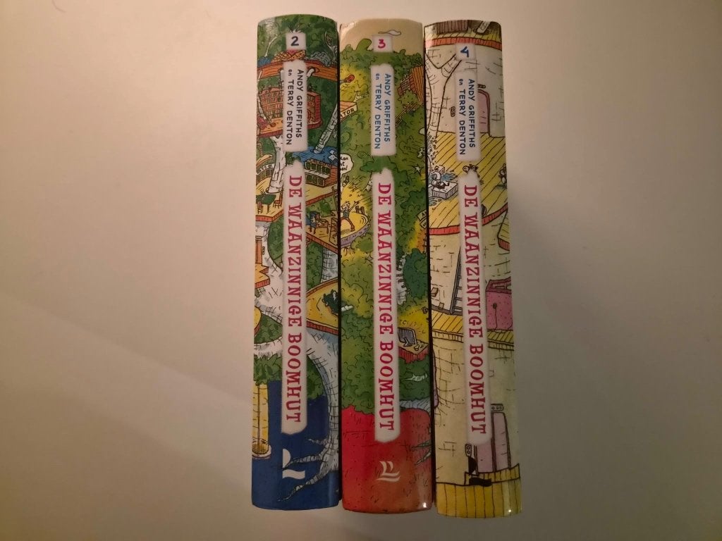 De waanzinnige boomhut, Ophalen, Zo goed als nieuw, Fictie