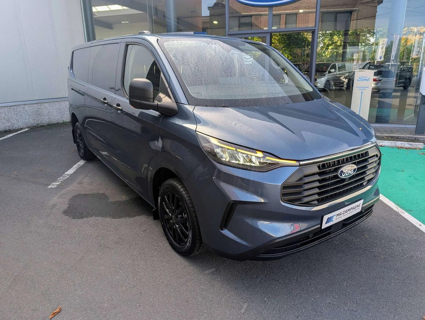 Ford Transit Custom Trend 320L L2 2.0TDCi 136pk A8 automaat, Auto's, Stof, 4 cilinders, https://public.car-pass.be/vhr/3766cc34-3693-4f1c-a7f7-22cf61f7fefd