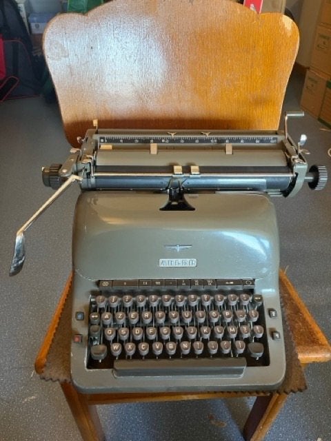 Retro Adler typemachine, Diversen, Ophalen, Gebruikt