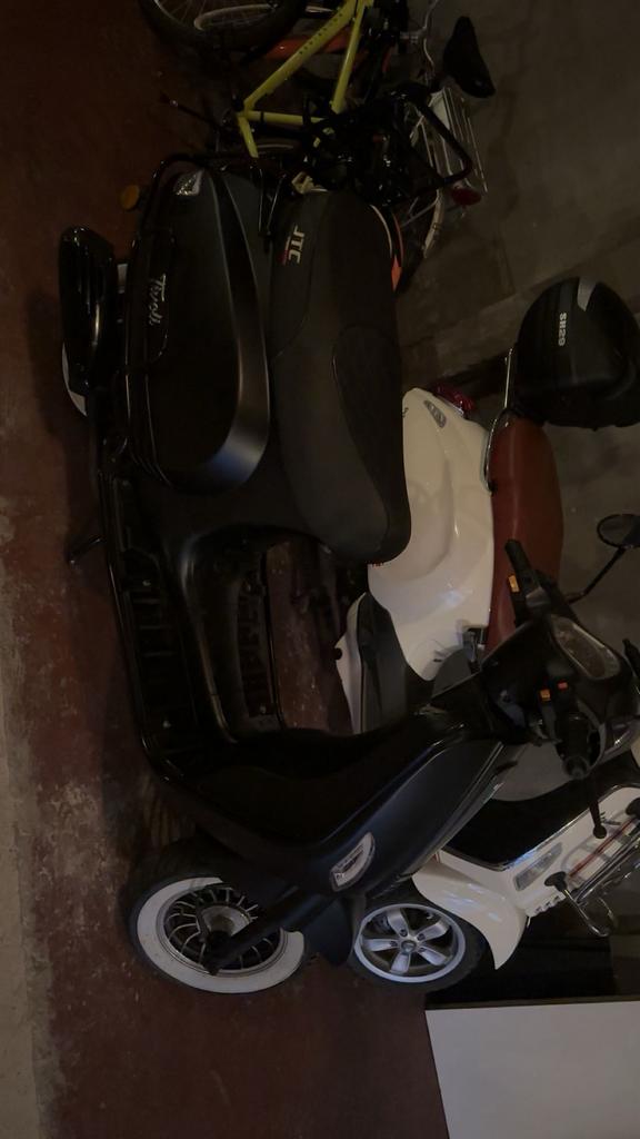 Brommer te koop, Ophalen, Zo goed als nieuw