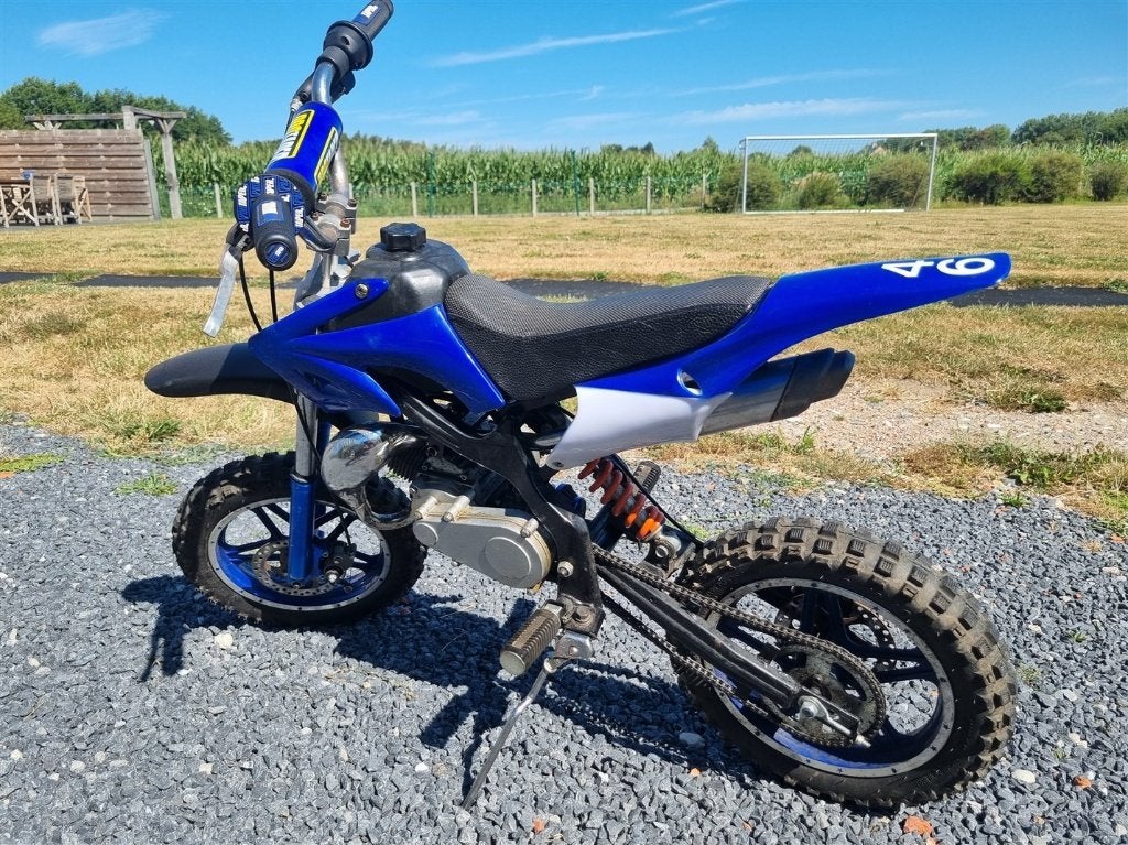 dirt bike 49cc, Fietsen en Brommers, Ophalen, 49 cc, Zo goed als nieuw, Schijfrem
