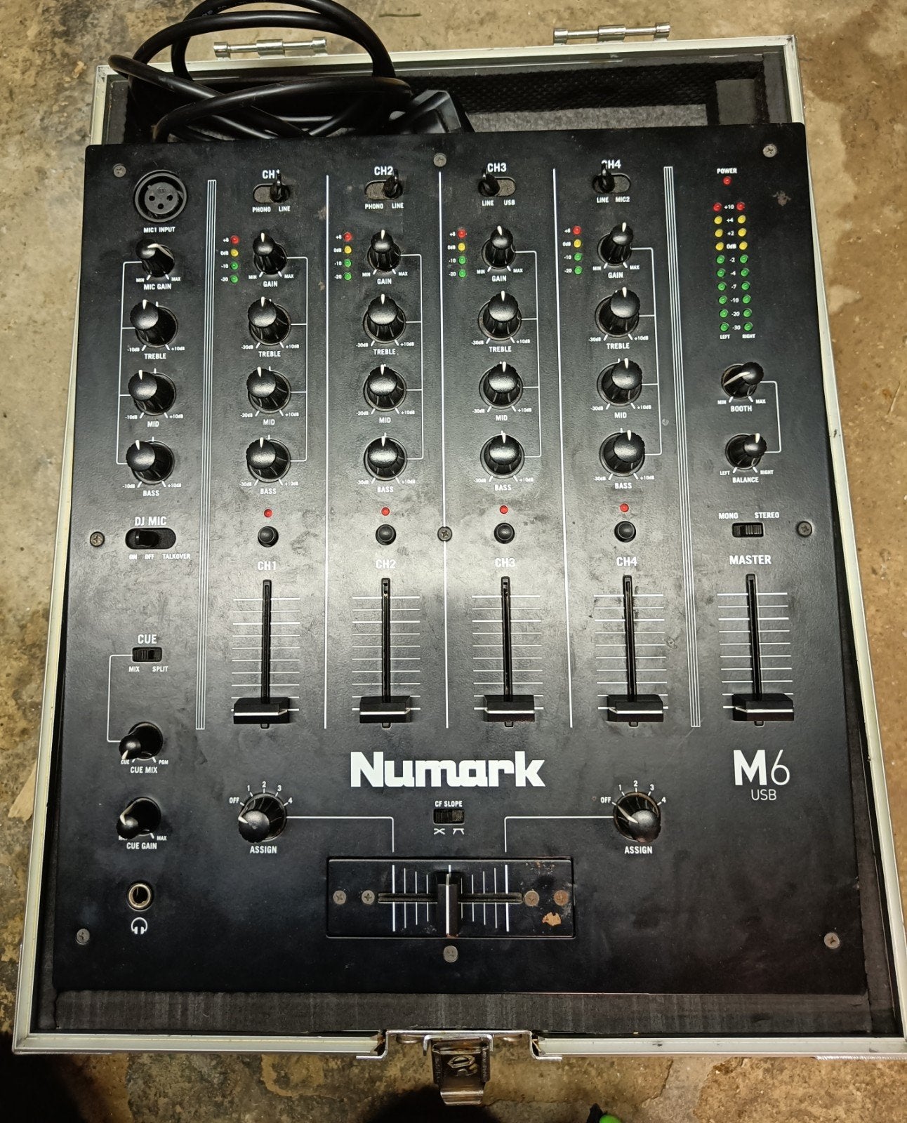 Mengpaneel Numark in Flightcase, Muziek en Instrumenten, Mengpanelen, Ophalen