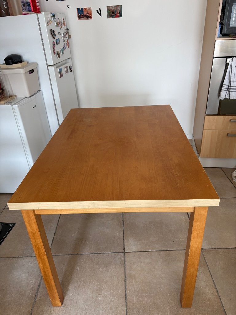 Table salle à manger, 100 à 150 cm, Quatre personnes, Enlèvement, Utilisé