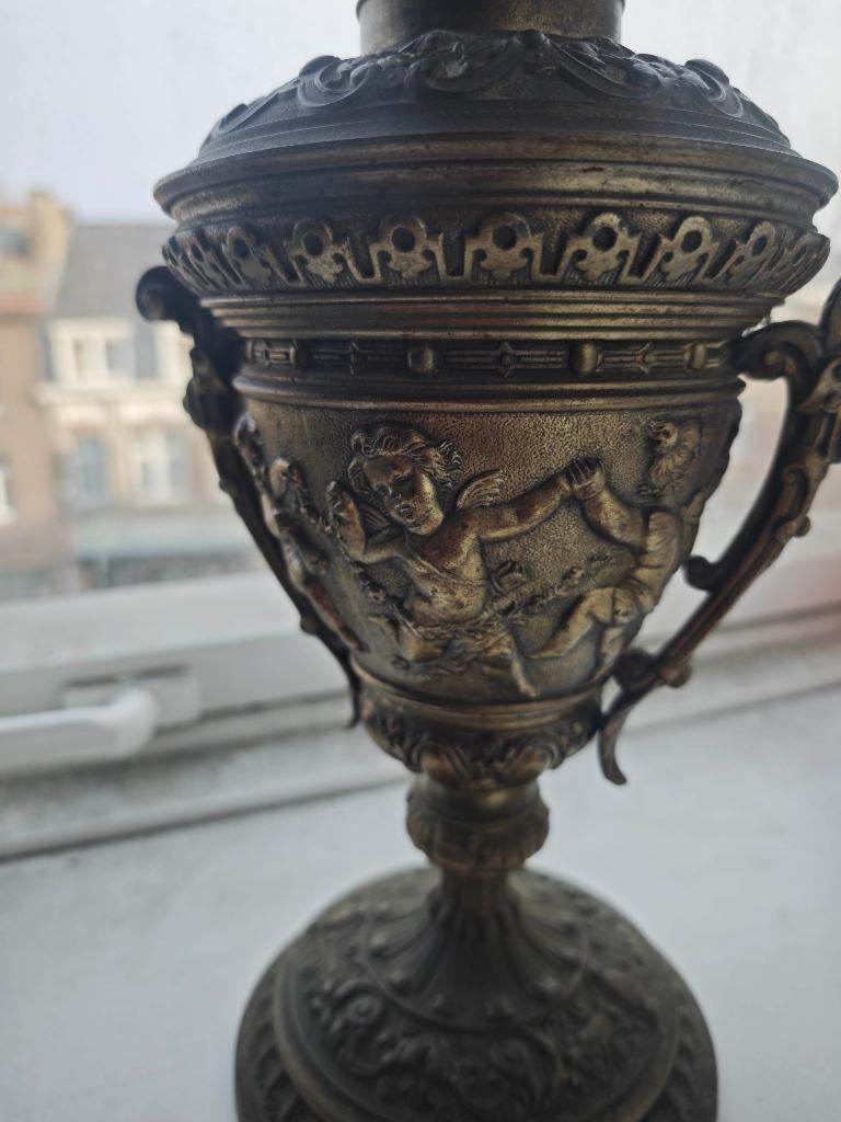 Lampe à pétrole/huile, Enlèvement