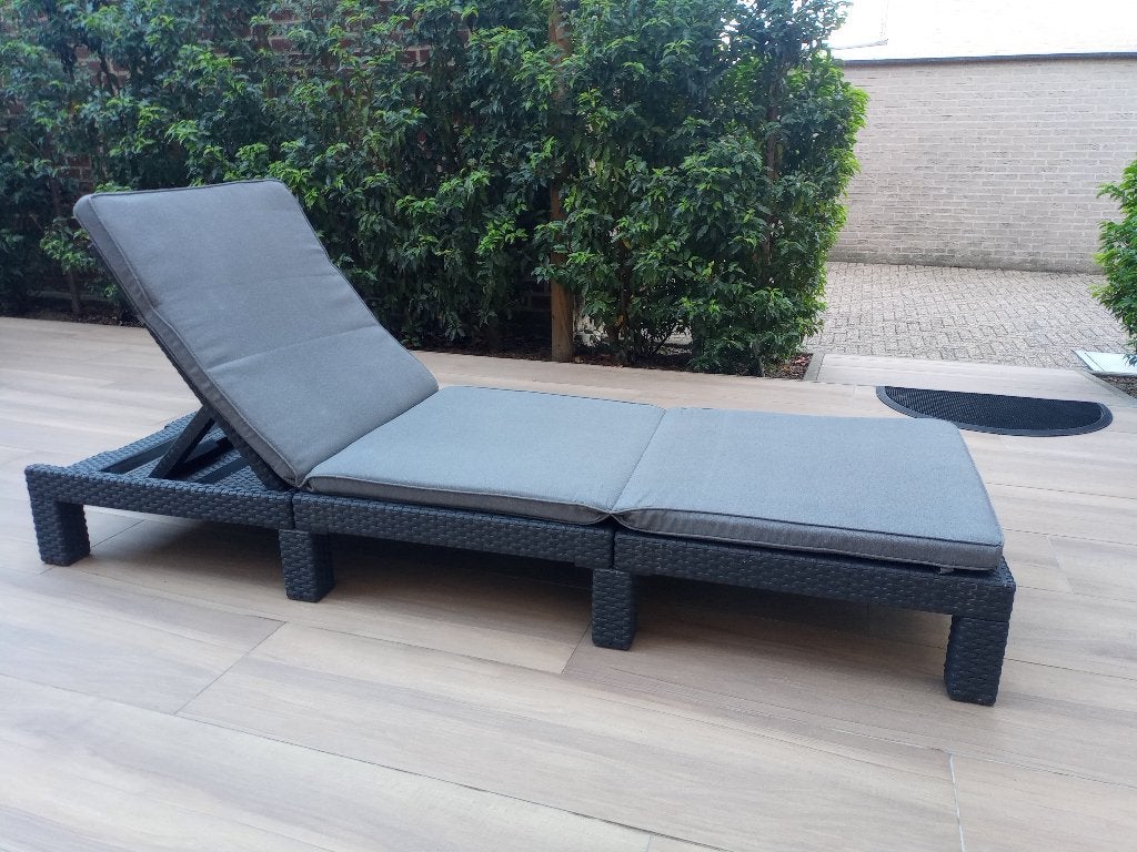 STEVIG WICKER  LIGBED in prima staat, Tuin en Terras, Ophalen, Zo goed als nieuw, Wicker
