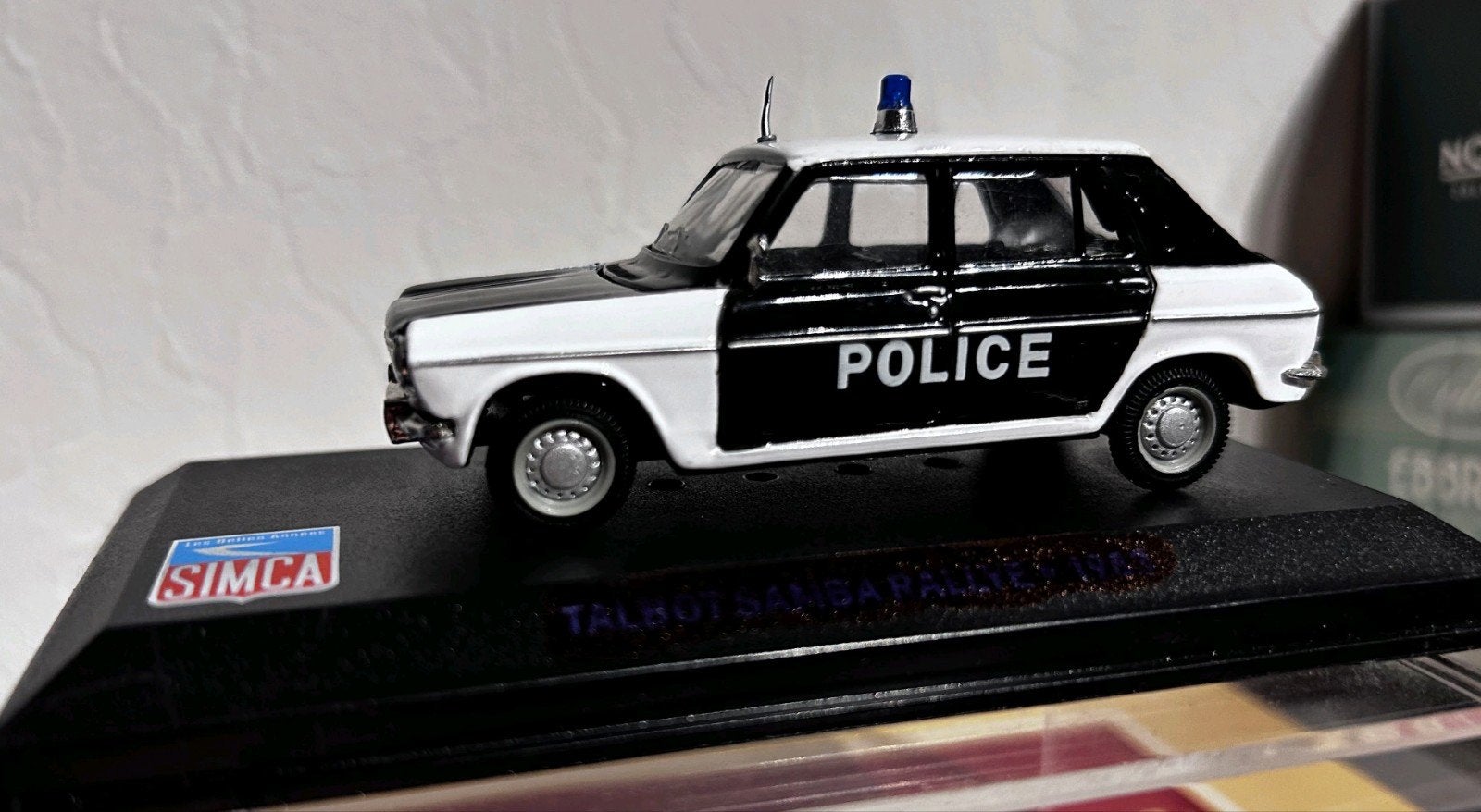 Simca 1100 Police 1:43 à l'écran, Enlèvement ou Envoi