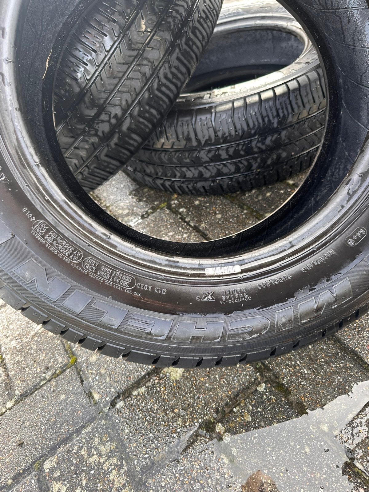 Michelin 215/65R16c gebruikt, Ophalen, Zo goed als nieuw