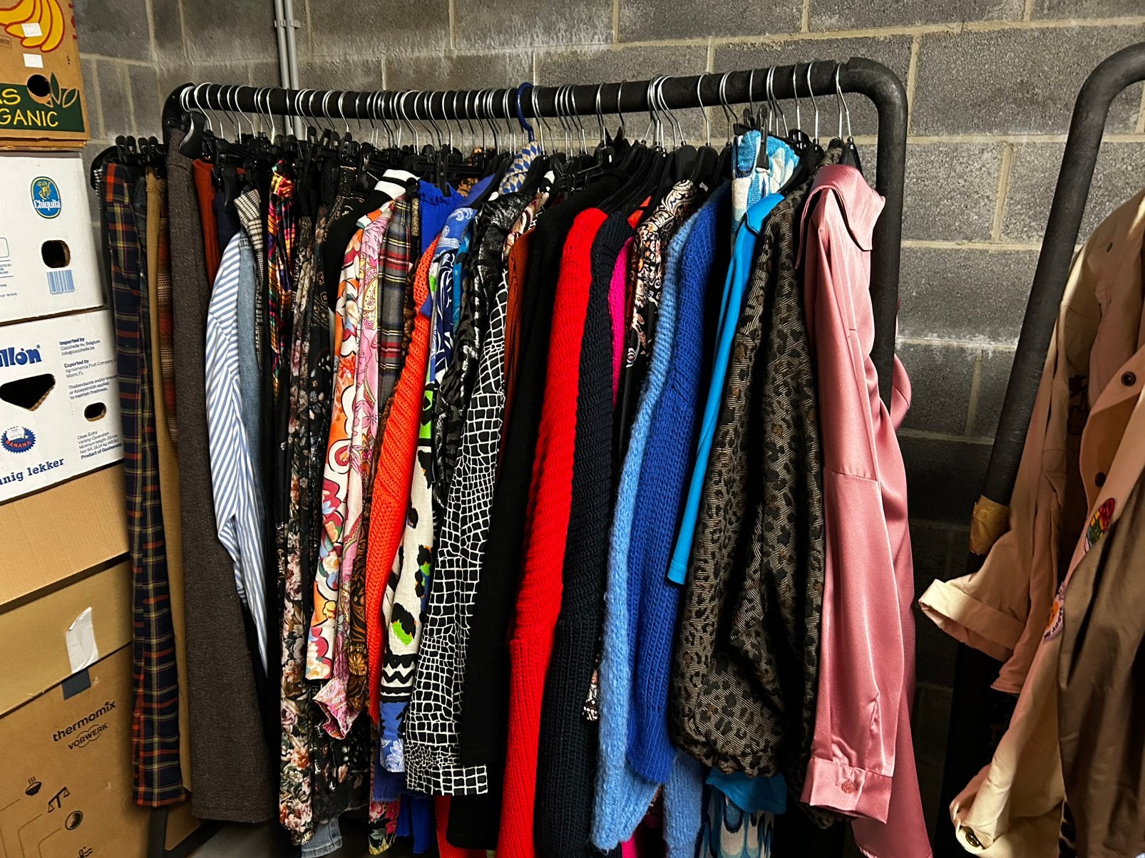 Gros lot pour revendeur / brocante, Ophalen, Zo goed als nieuw