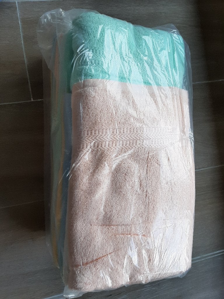 Groot pakket handdoeken NIEUW, Enlèvement, Neuf