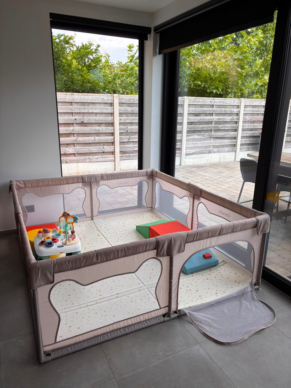 Grondbox beige (LIONELO WILLOW XL), Ophalen, Zo goed als nieuw