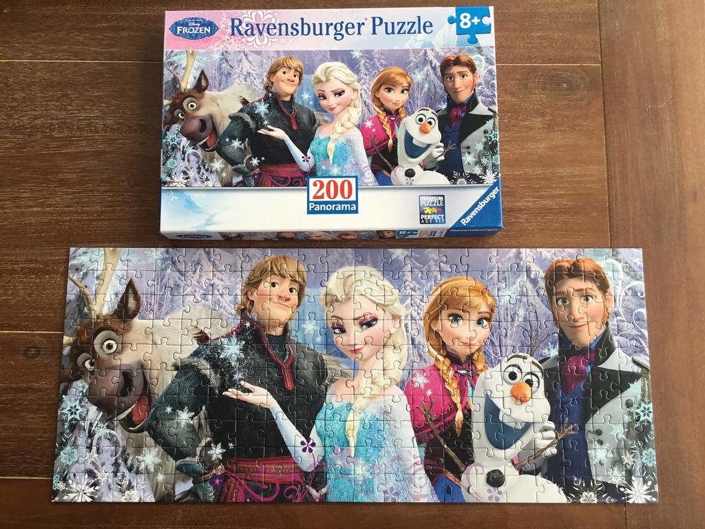 Frozen puzzel 200 stukjes, Ophalen of Verzenden, Zo goed als nieuw