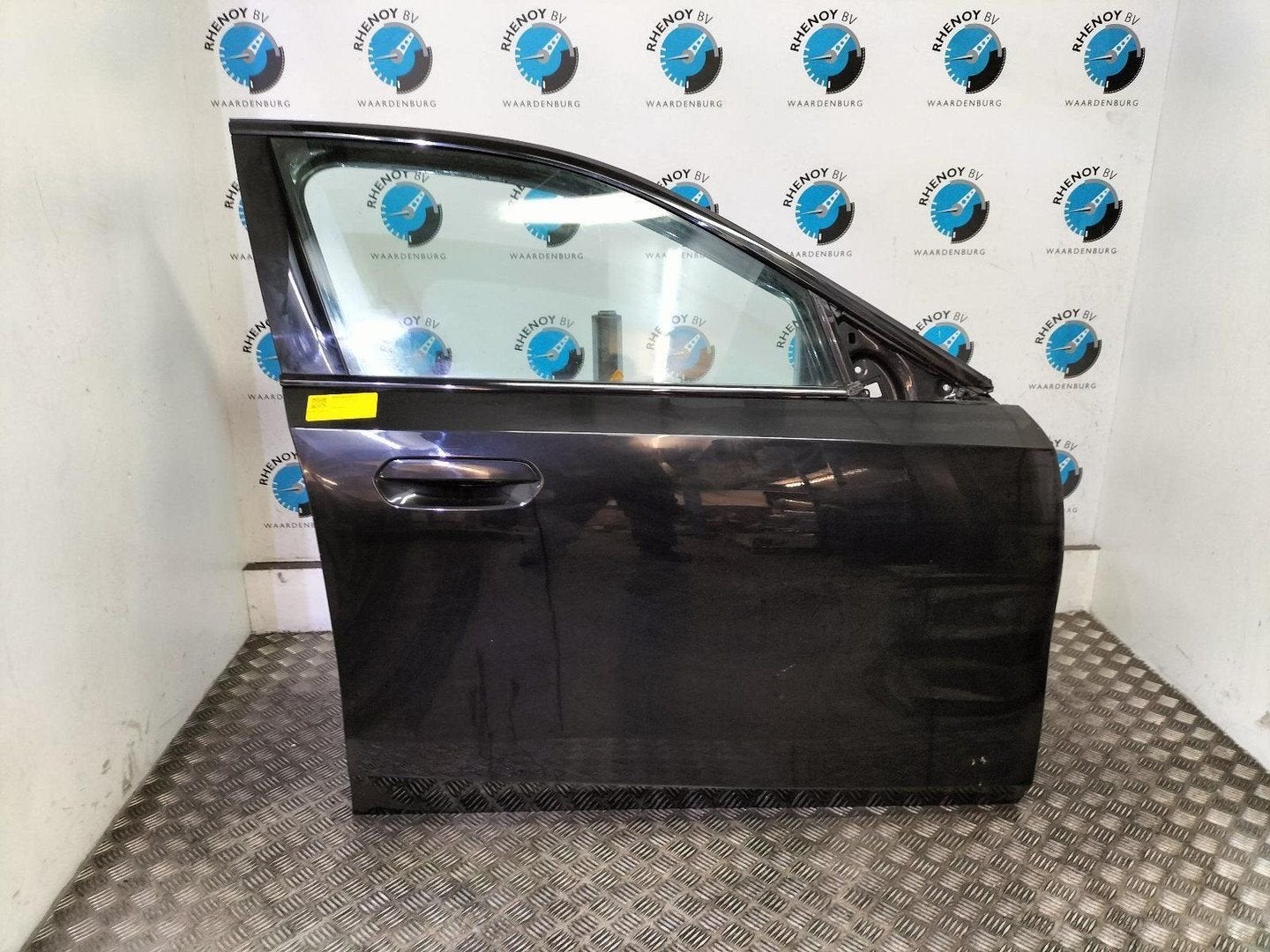 BMW 5 SERIES G61 Touring 530e PORTIER RV 2024, Gebruikt, Deur, Ophalen of Verzenden, ARN erkend