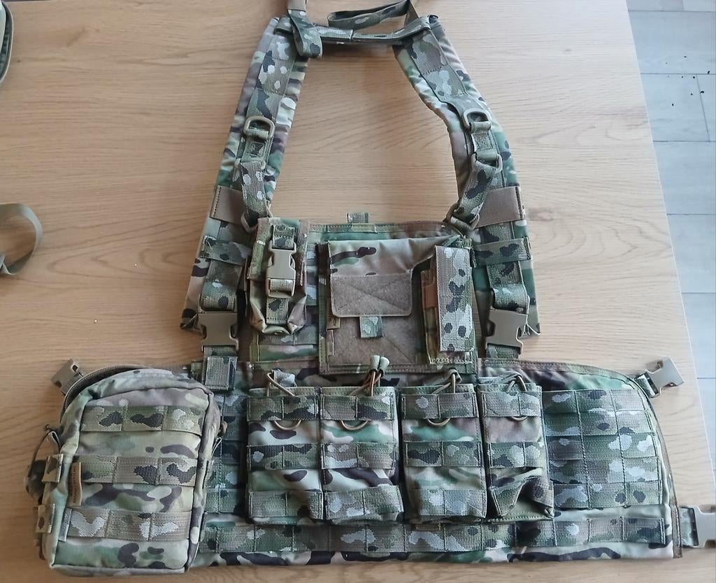 Gilet Multicam / Multicam Chest, Collections, Enlèvement